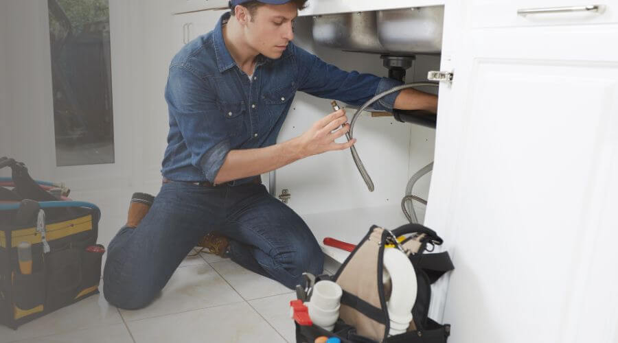 Expert burst pipe repair services in Unicoi, TN